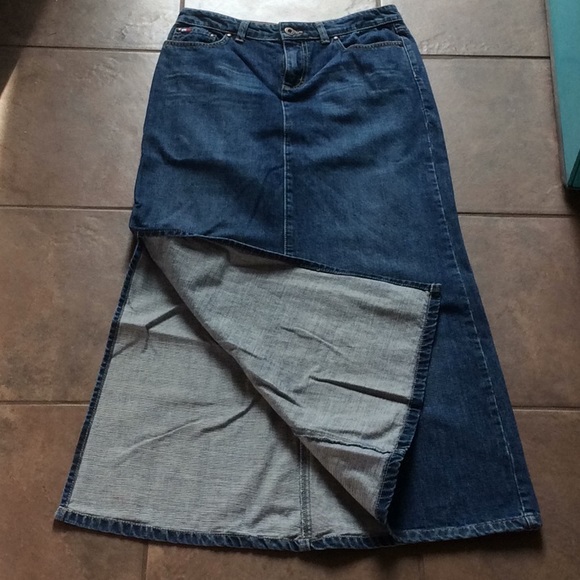Tommy Hilfiger Dresses & Skirts - Tommy Hilfiger Jeans denim long skirt sz 4